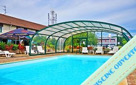 Hotel Restaurant Relais Arc En Ciel-Wittenheim-Mulhouse Nord-ENTIEREMENT REFAIT A NEUF